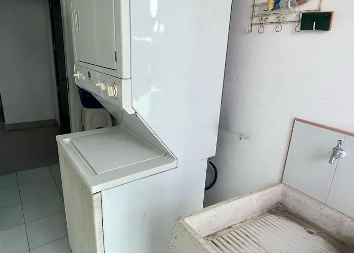 Bay View Grand Marina 3 Bedrooms South Tower- 9th Floor Apartment *
