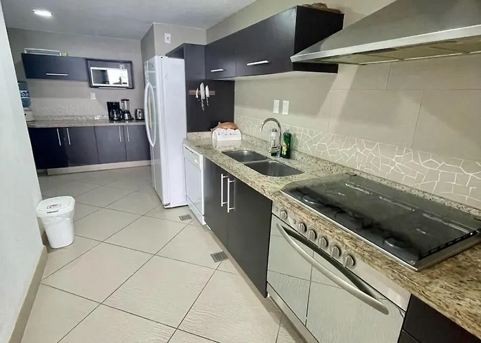 Bay View Grand Marina 3 Bedrooms South Tower- 9th Floor Apartment Zihuatanejo